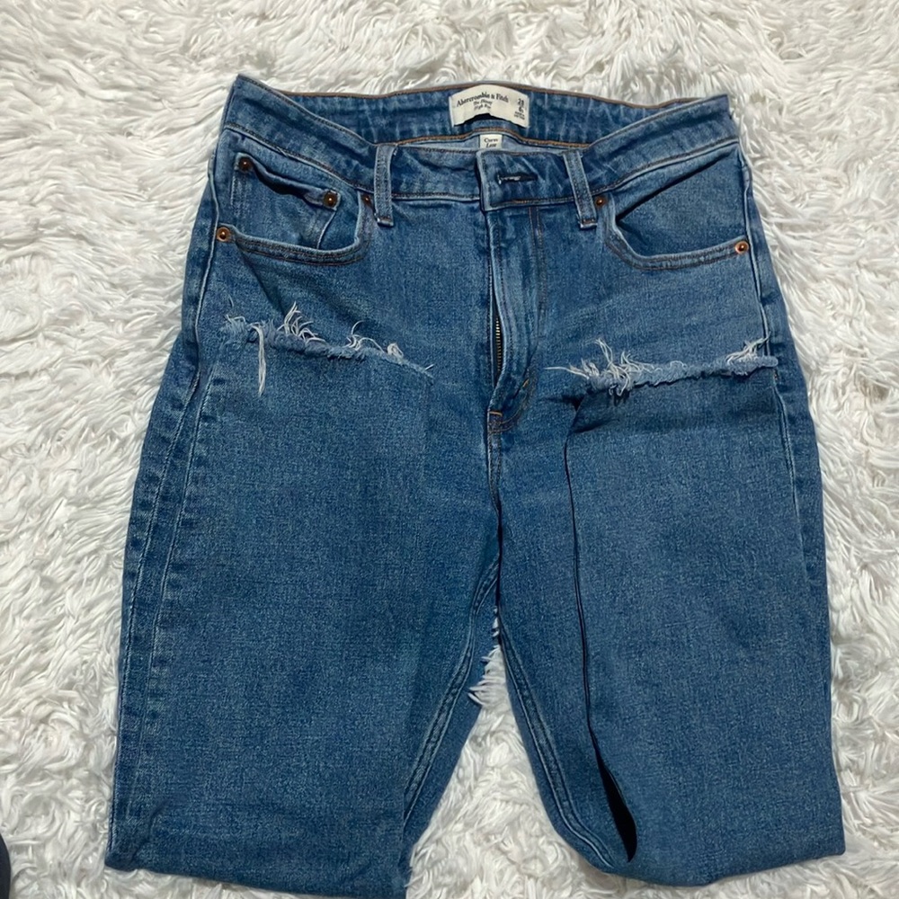 Abercrombie & Fitch Men's Relaxed Blue Jeans